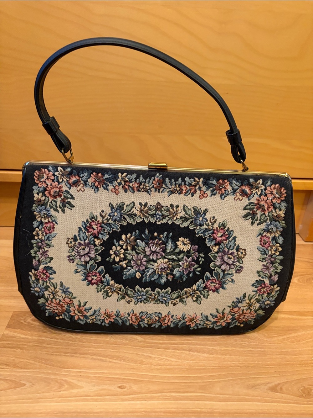 Vintage 60's Verdi Floral Tapestry Top-Handle HandBag.